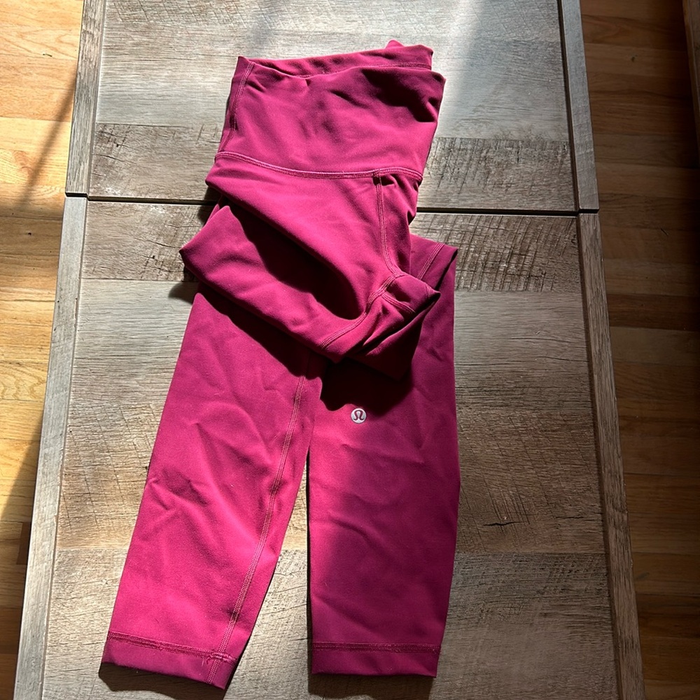 Lululemon size 4 leggings